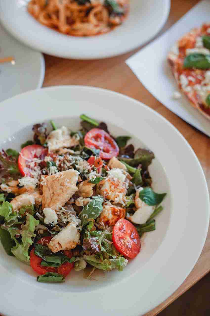 Foto bij blog: Waarom afvallen niet alleen over minder eten gaat: Jij weet alles al!
